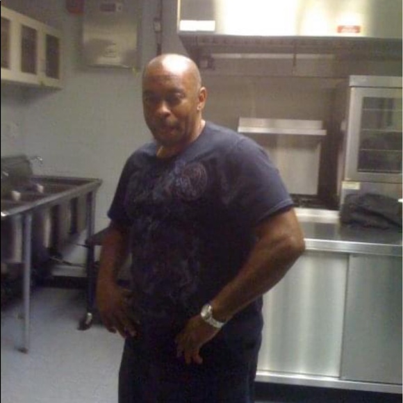 Men’s clothing - Picture 8 of 12